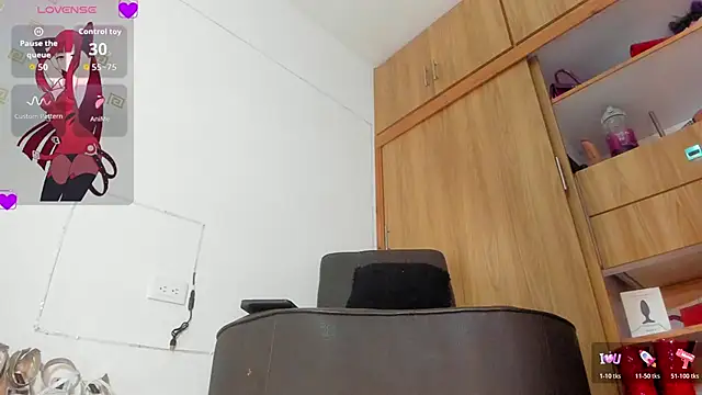 violetmontan online show from 10.25.25