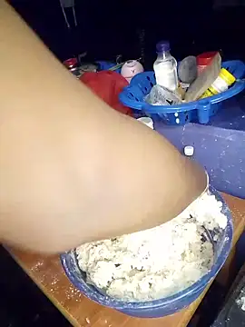 Freaky Vannahs online show from 11.29.25