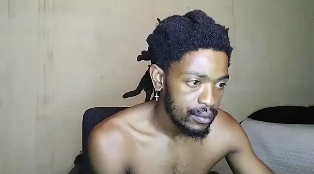 gldnmvsk XO online show from 02.27.25