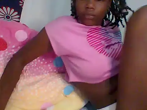 Snapshot of Fine_baby0001 chatting on 05.29.26 Fine baby0001 online show from 05.29.26
