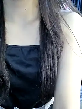 Snapshot of _Linez_ chatting on 09.20.25  Linez  online show from 09.20.25