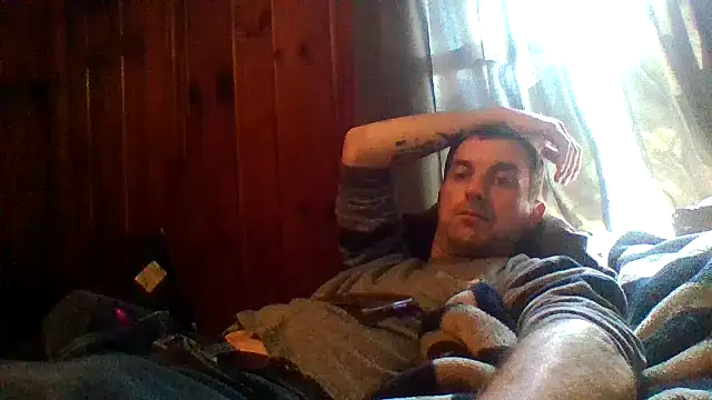 Snapshot of ryan100craige chatting on 05.28.26 ryan100craige online show from 05.28.26