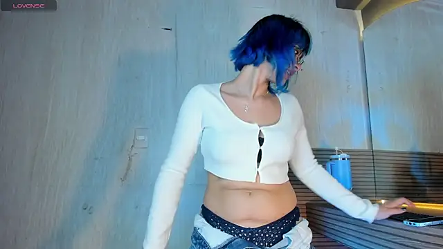 Snapshot of Ramona_Flower chatting on 02.12.26 Ramona Flower online show from 02.12.26