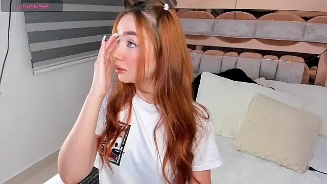 CamiiLovers online show from 01.21.25