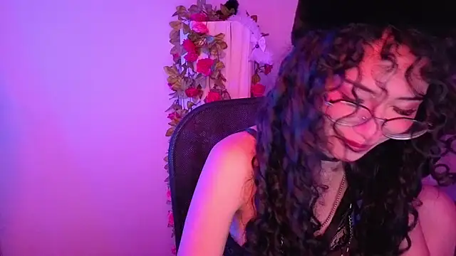 CherieCurl online show from 07.03.26