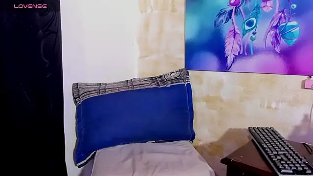 Lauren Hills069 online show from 02.25.26