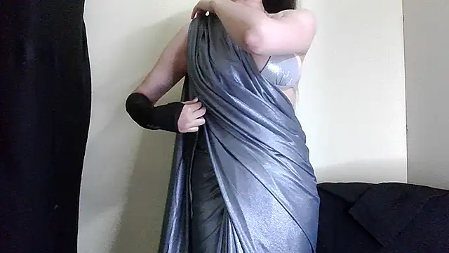 Snapshot of Xingfei chatting on 03.17.25 Xingfei online show from 03.17.25