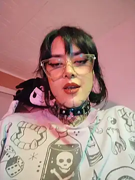 taaylor33 online show from 03.26.26