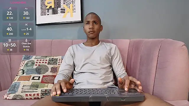 Snapshot of Ethan_Fox11 chatting on 12.28.24 Ethan Fox11 online show from 12.28.24