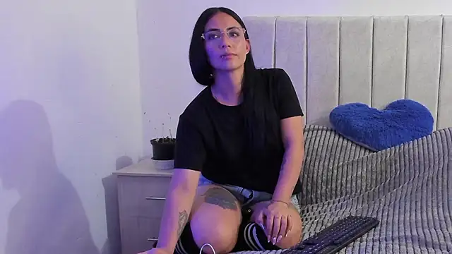 Snapshot of anny_roberts chatting on 02.06.26 anny roberts online show from 02.06.26