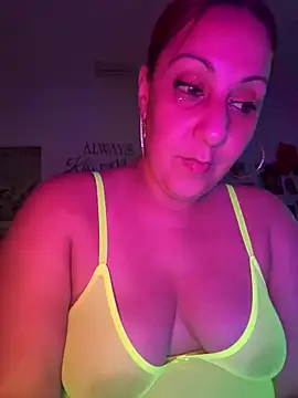 DeeLight124 online show from 03.30.26