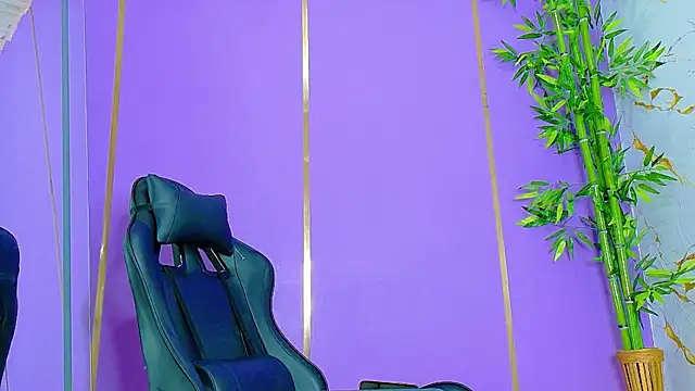 scarlet-jonesx online show from 10.13.25