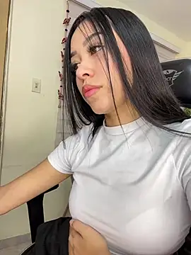 Starliee   online show from 02.18.25