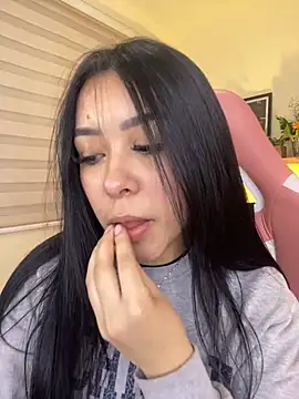 Starliee   online show from 10.07.25