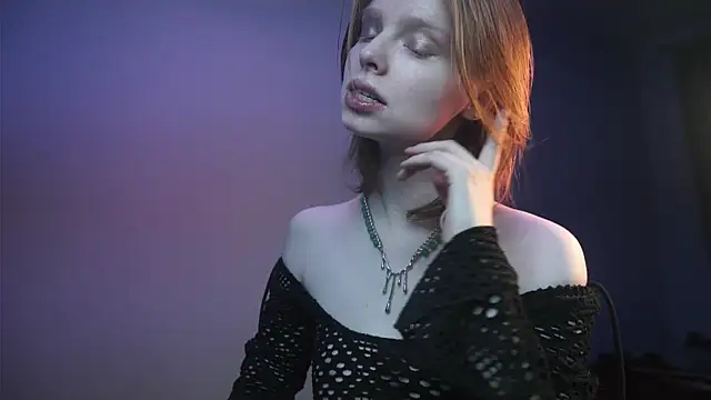 ginger hugs online show from 11.25.25