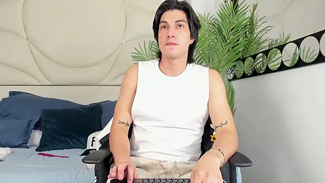 Karimferrer online show from 10.24.25