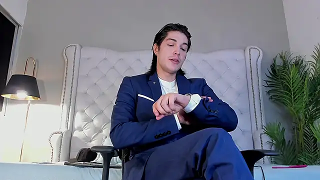 Karimferrer online show from 11.27.25