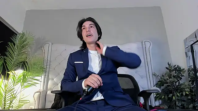 Karimferrer online show from 12.02.25