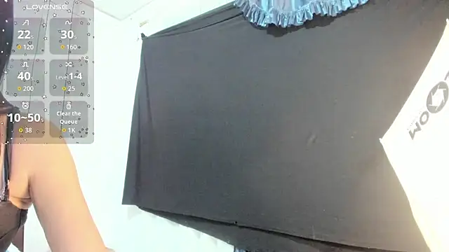 latinaStepmom online show from 03.21.26