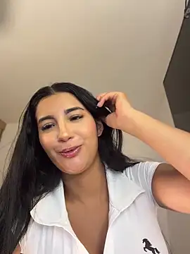 Snapshot of Kimm_khalifa chatting on 06.17.26 Kimm khalifa online show from 06.17.26