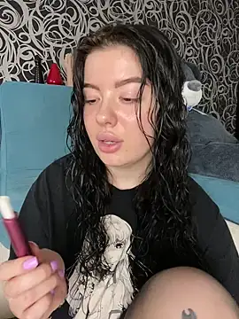 Kimi Ass online show from 03.10.25