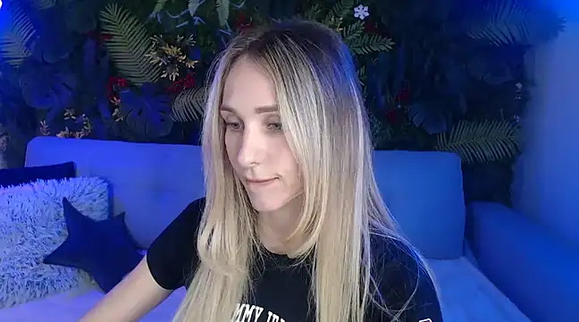 Horny Blond online show from 03.11.25