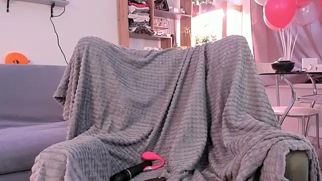 alisahug online show from 12.03.25