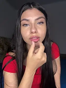Snapshot of hurrem_18 chatting on 03.18.26 hurrem 18 online show from 03.18.26