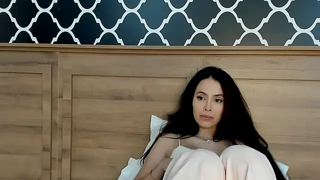 Snapshot of Amber_Rush_ chatting on 03.20.25 Amber Rush  online show from 03.20.25