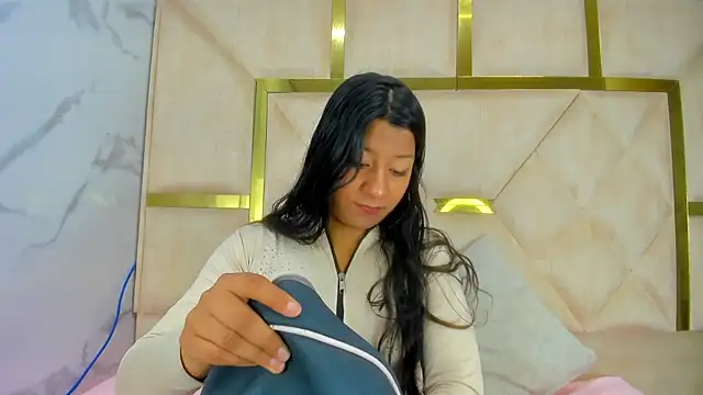 VaneLin18 online show from 12.02.25