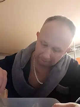 Snapshot of dikas45xxx chatting on 12.31.24 dikas45xxx online show from 12.31.24