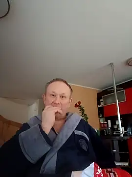 Snapshot of dikas45xxx chatting on 02.15.25 dikas45xxx online show from 02.15.25