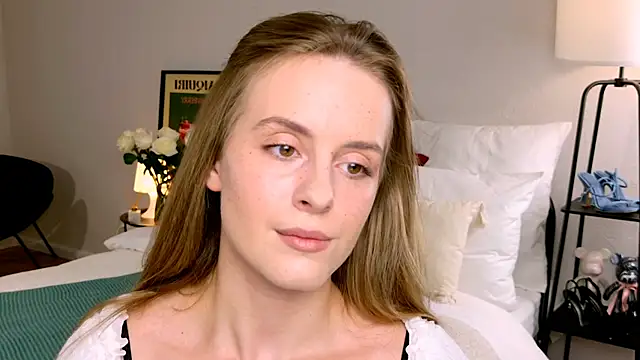 RozzitaBedberry online show from 09.12.25