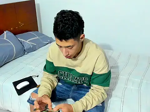 Chandler ken online show from 12.05.25