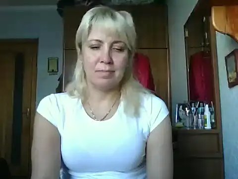 IrinaB1 online show from 09.23.25