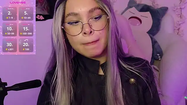 Haelycute online show from 03.27.26