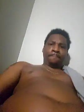 Snapshot of 007Giovani chatting on 02.11.26 007Giovani online show from 02.11.26