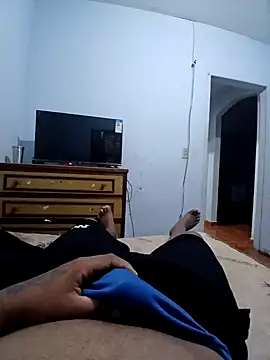 Snapshot of morenogts69 chatting on 01.16.25 morenogts69 online show from 01.16.25