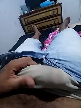 Snapshot of morenogts69 chatting on 01.24.25 morenogts69 online show from 01.24.25