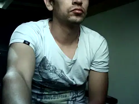 Snapshot of picachuchu chatting on 03.07.25 picachuchu online show from 03.07.25