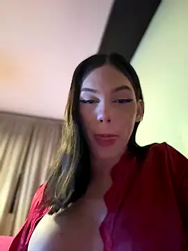 Snapshot of Carlita_cute chatting on 11.25.25 Carlita cute online show from 11.25.25