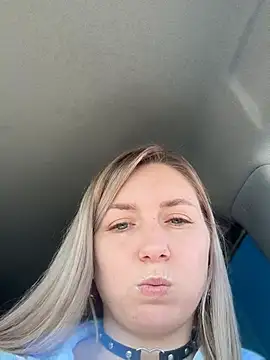 Crazy-Rosa online show from 02.22.25