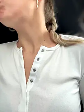 Crazy-Rosa online show from 11.15.25