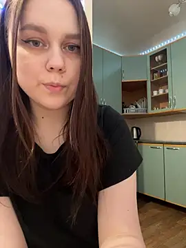 Marylallka5 online show from 02.15.25