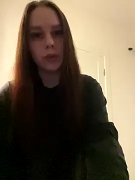 Marylallka5 online show from 10.31.25