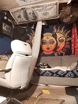 Gillygilly76 online show from 03.15.25