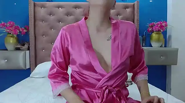 Snapshot of ValeryThunder chatting on 03.21.25 ValeryThunder online show from 03.21.25