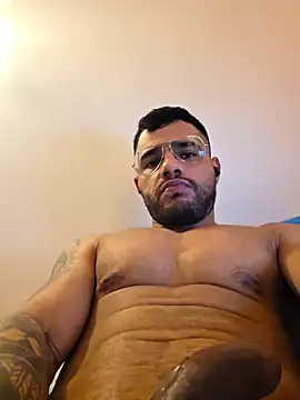 Macholatino8611 online show from 10.14.25