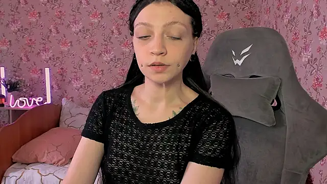 Lolly Haze online show from 03.08.26