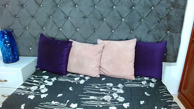 shannonvega1 online show from 01.31.26